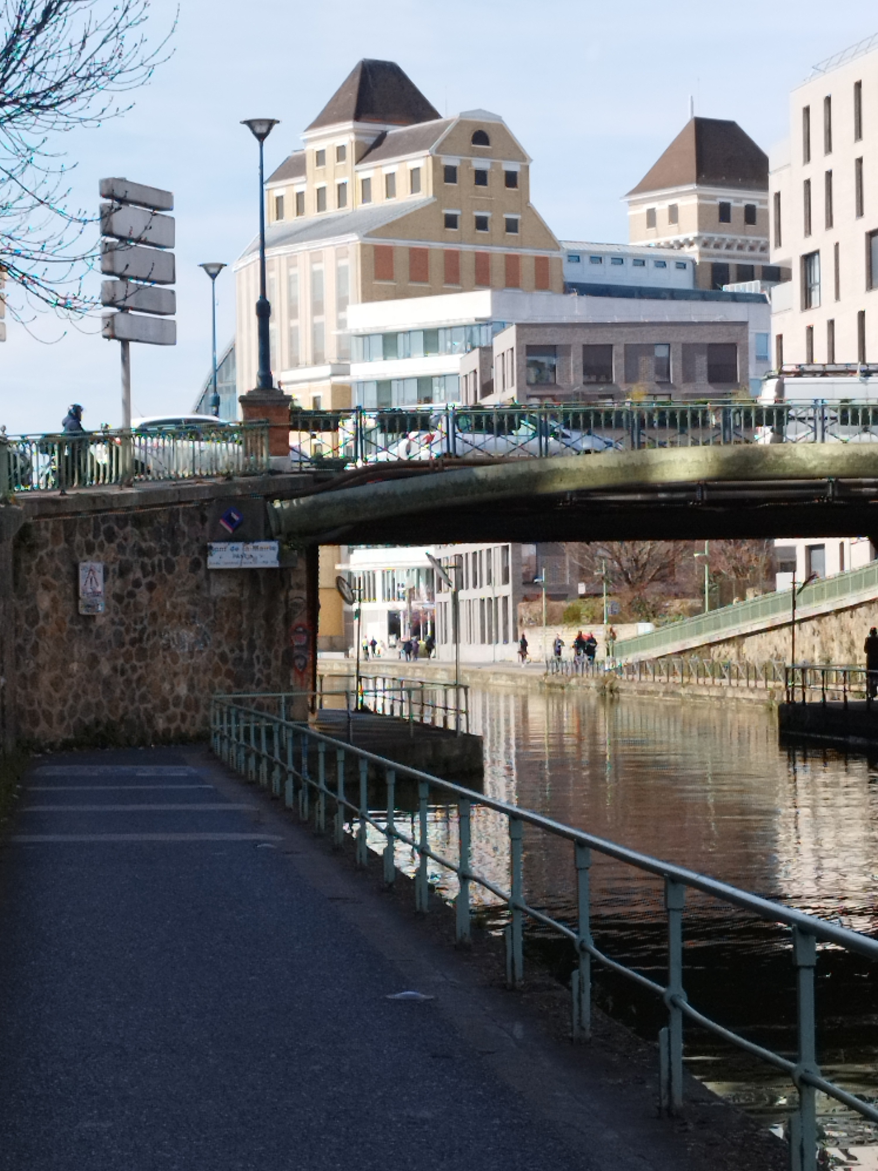 Canal de l'Ourcq a La Villette (00a)